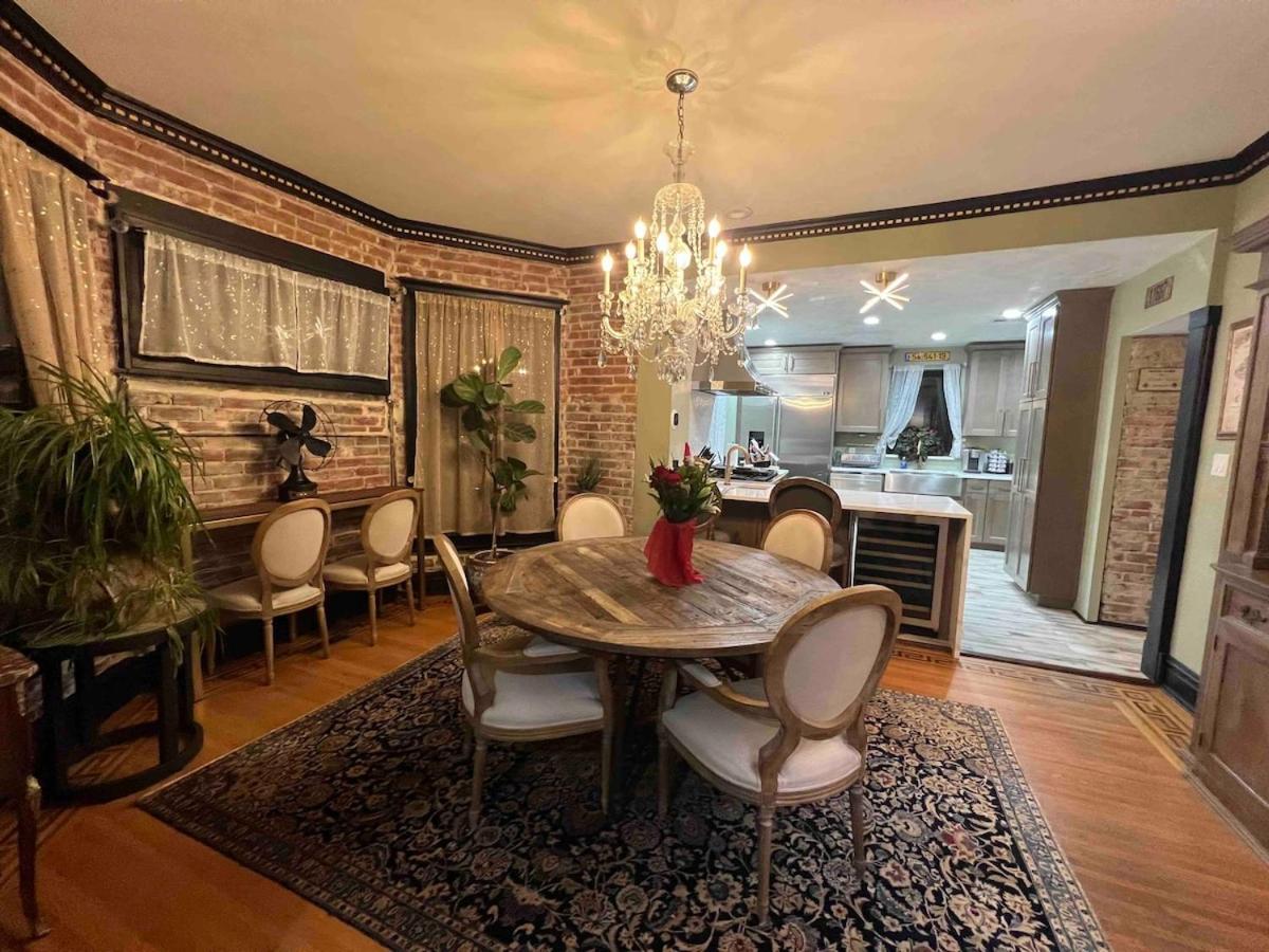 4 Bedroom Luxurious-gem Mansion In Heart Of Holiday home