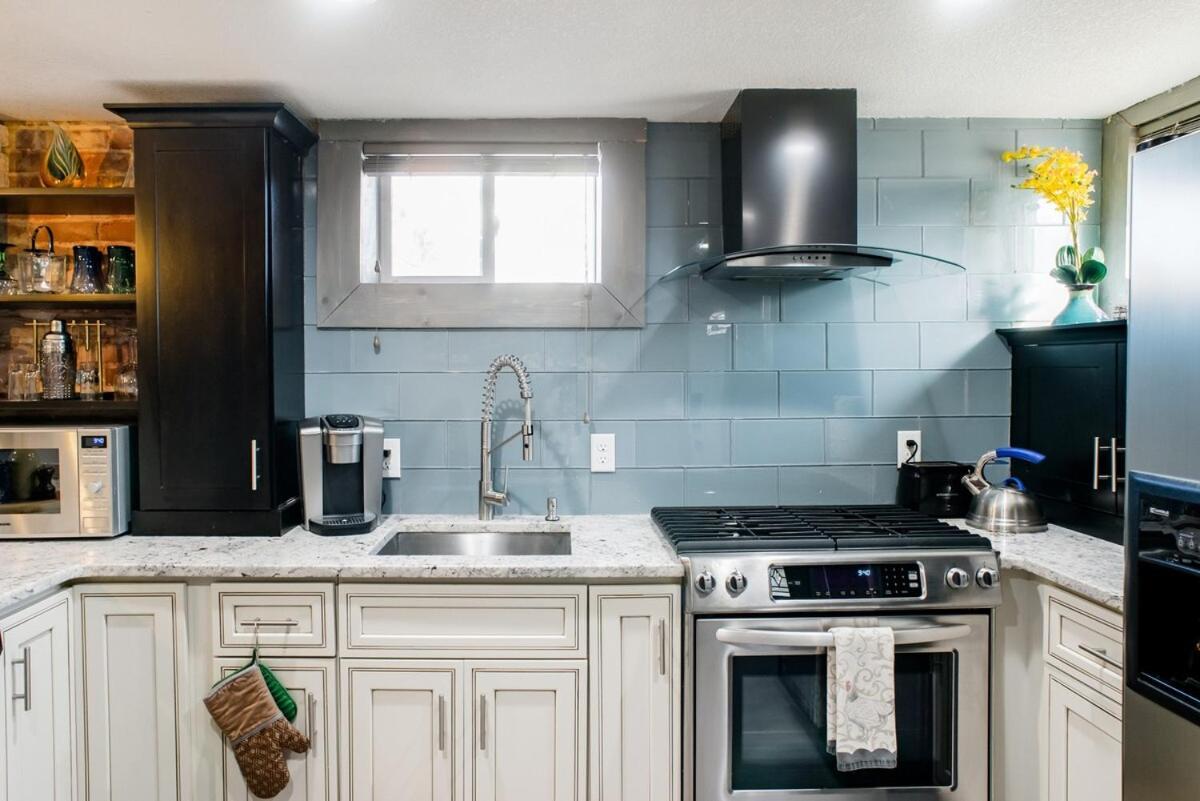 Designer In A Historic 1901 Downtown Area Mansion * Denver