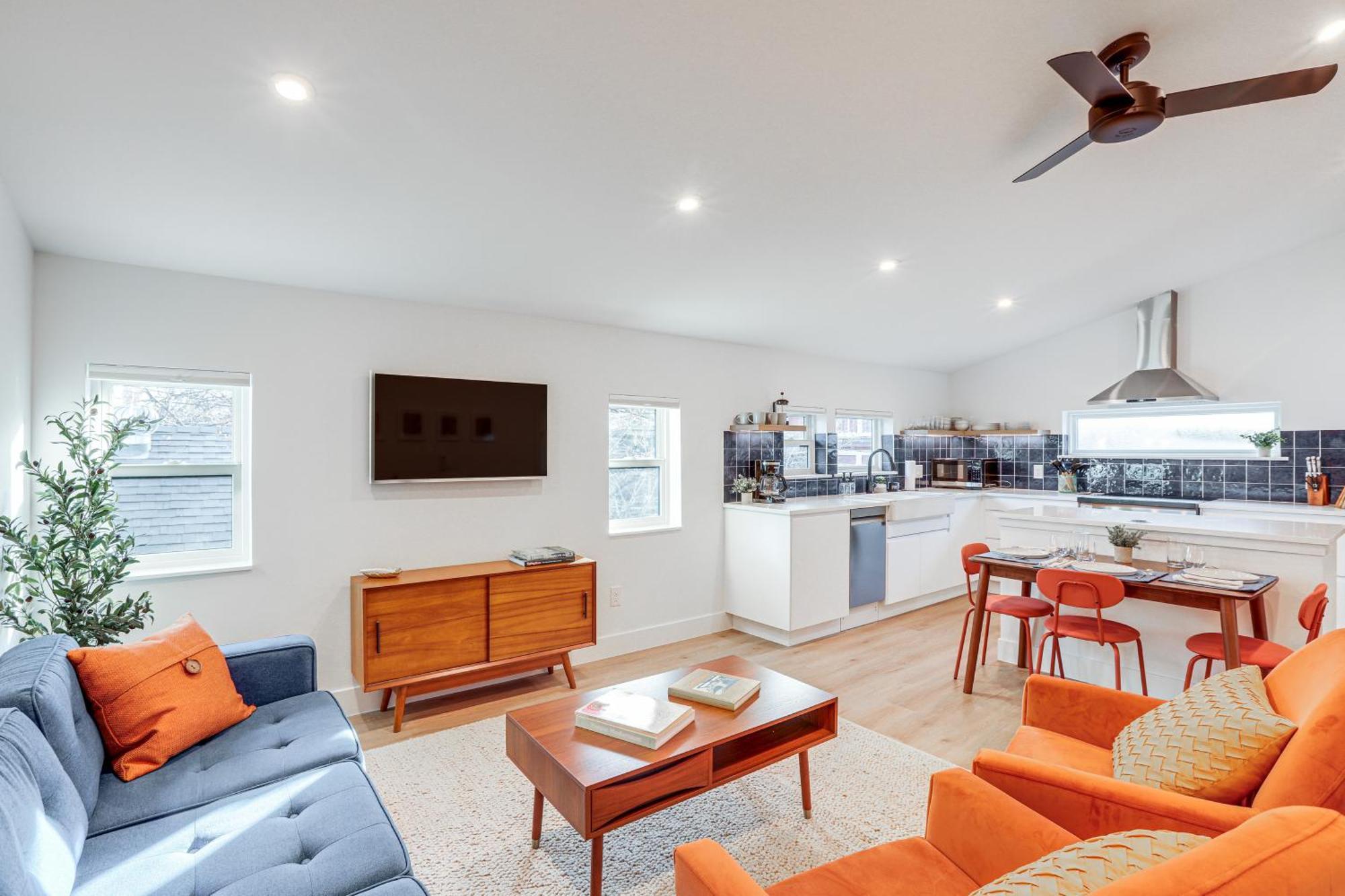 Apartment Less Than 1 Block To Park New-build In Denver! *