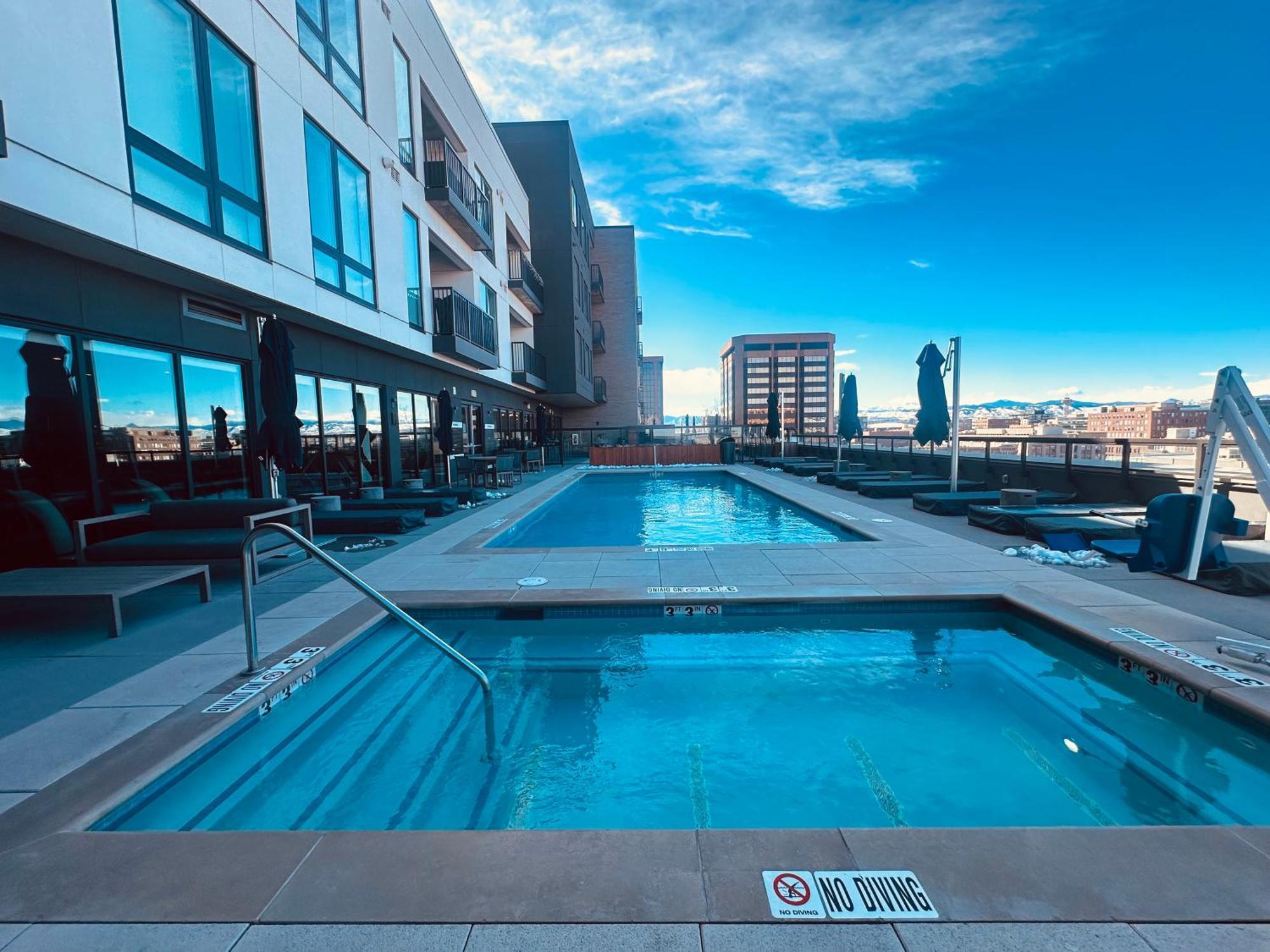 Apartment Putting On The Ritz At The Fitz! Denver