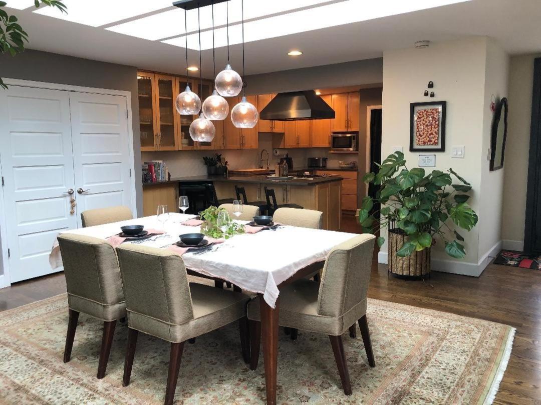 Neighborhood Gem 3br 2bath