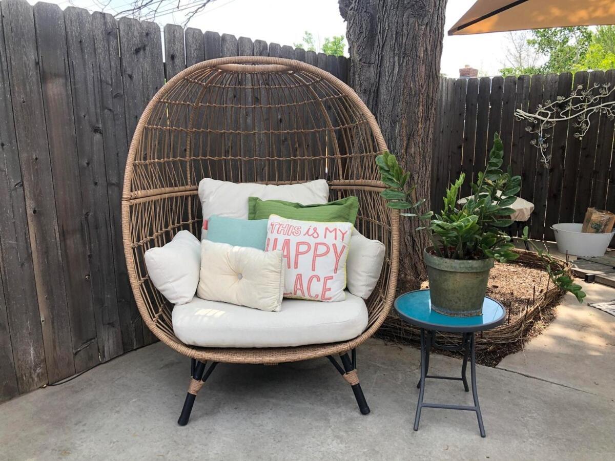 Neighborhood Gem 3br 2bath Holiday home *
