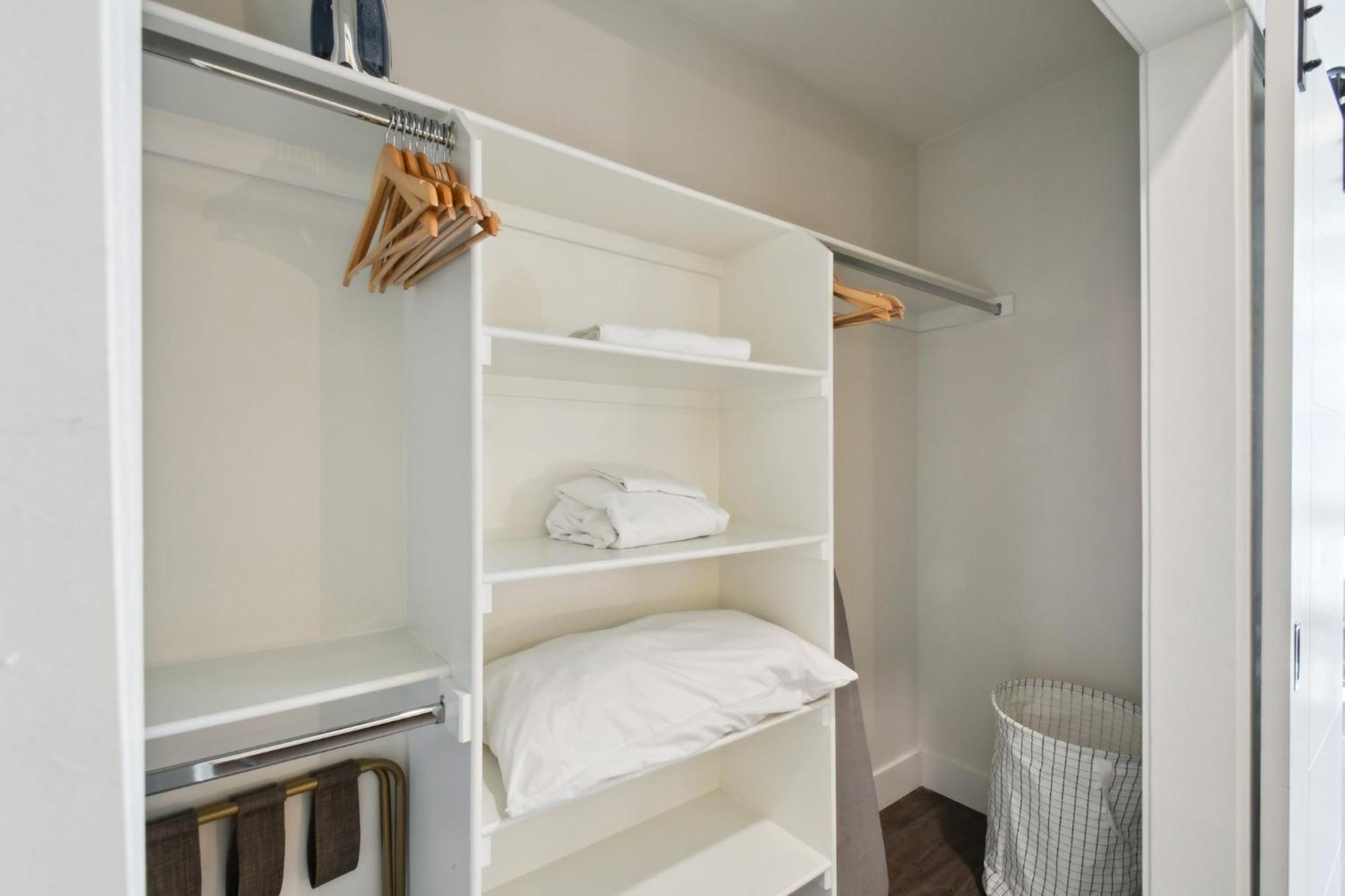 Urban Elegance At Espadin Holiday home Denver