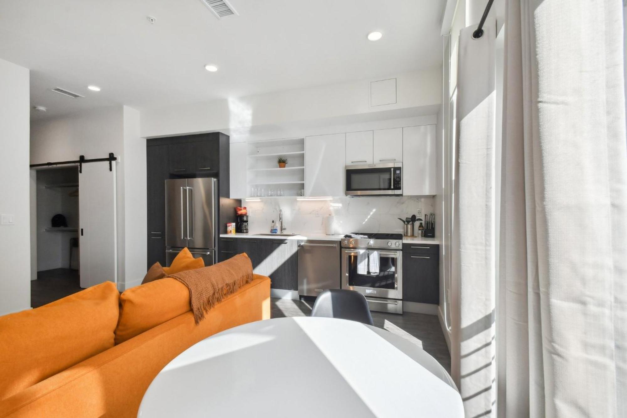 Urban Elegance At Espadin Holiday home