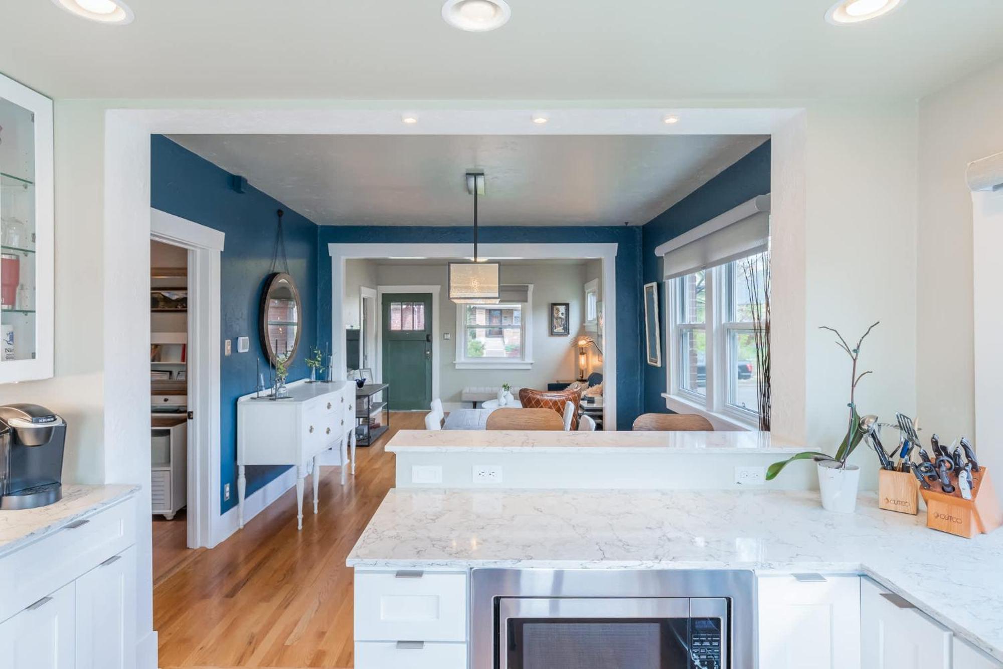 Superb Washington Park - Dog-friendly W Yard Holiday home *