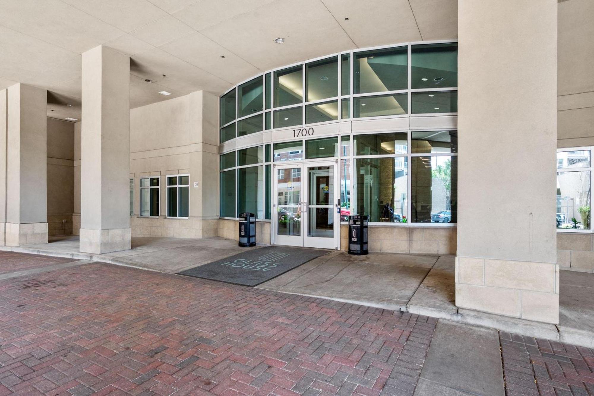 1700 Bassett, Unit 711 Denver