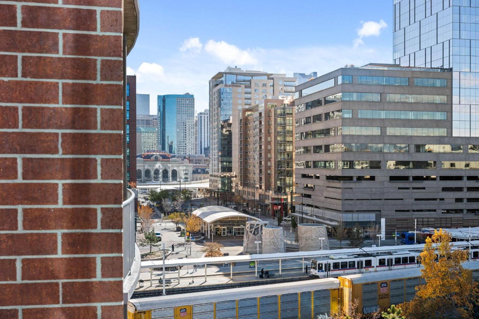 1700 Bassett, Unit 711
