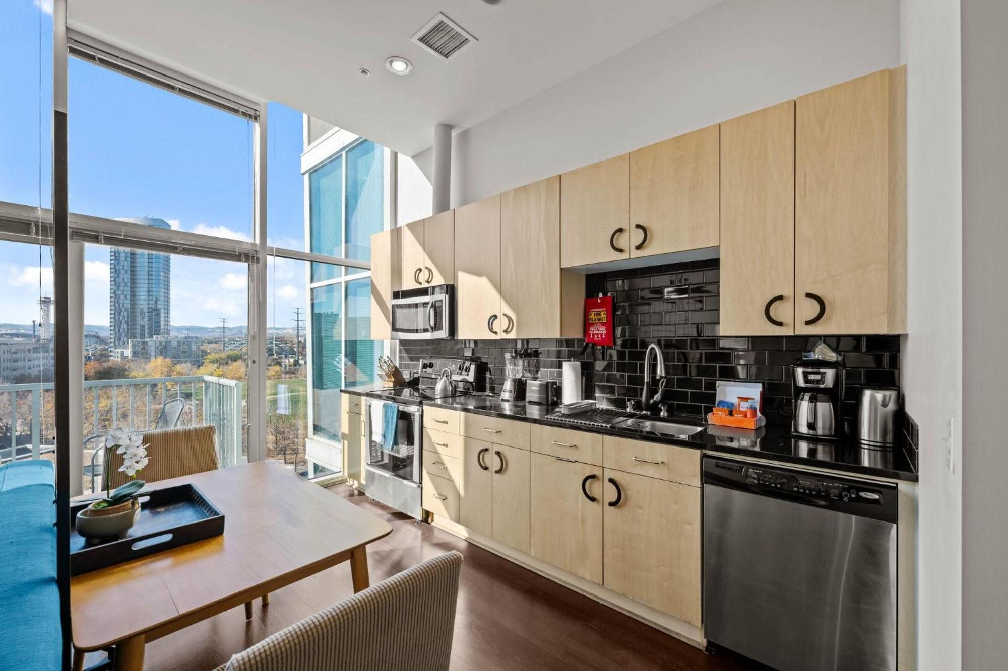 1700 Bassett, Unit 711 Holiday home