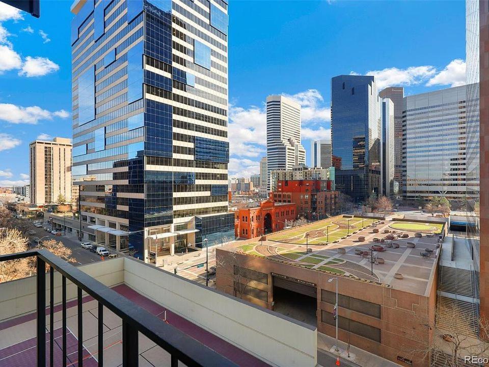 Larimer Square, Parking Included, At The Windsor Apartment Denver