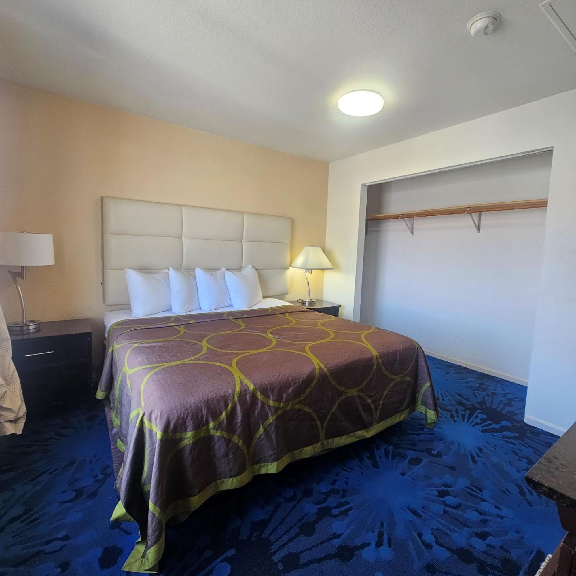 Motel Super 8 By Wyndham