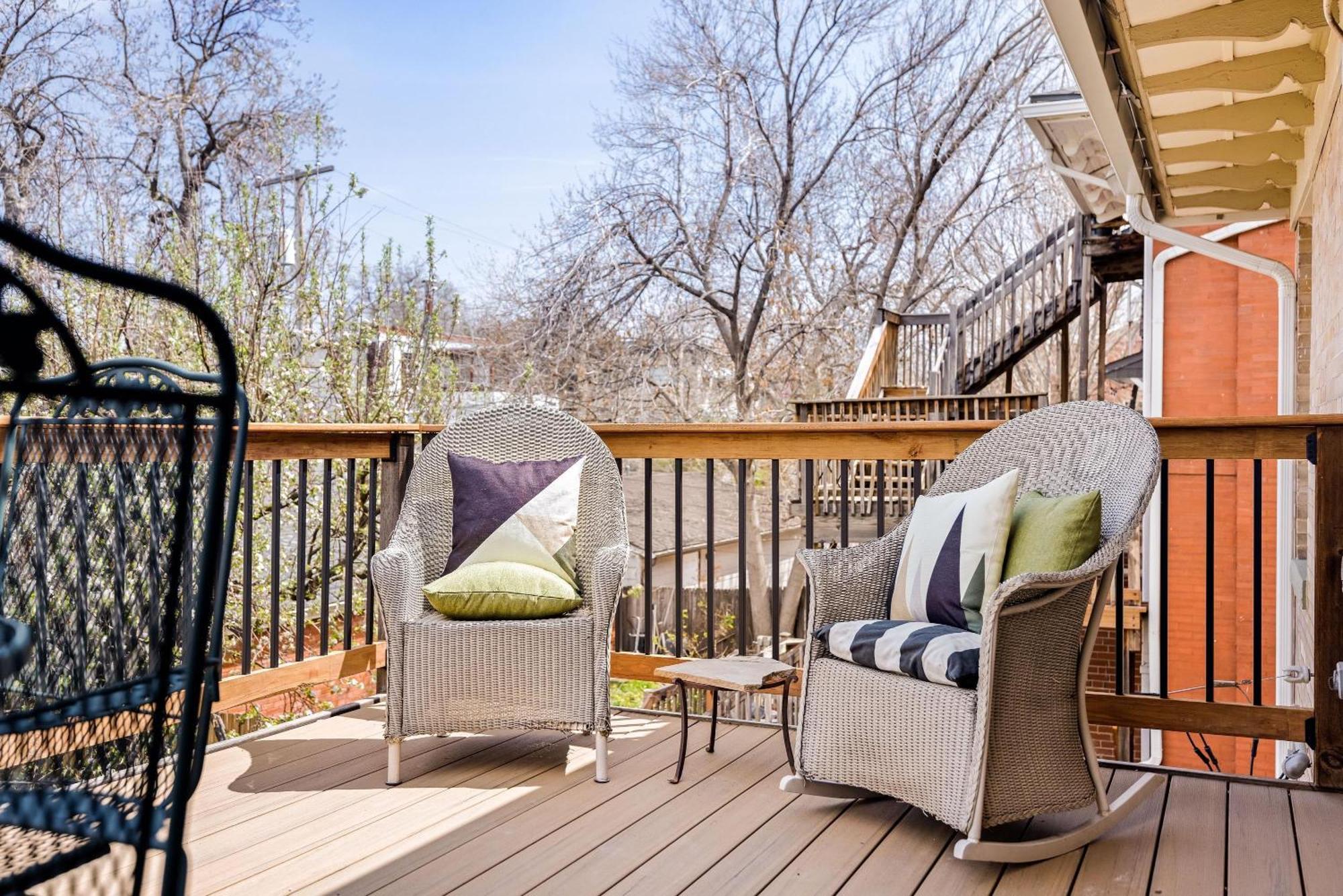 Chic Victorian Manor - Sleeps 12 - Congress Park *