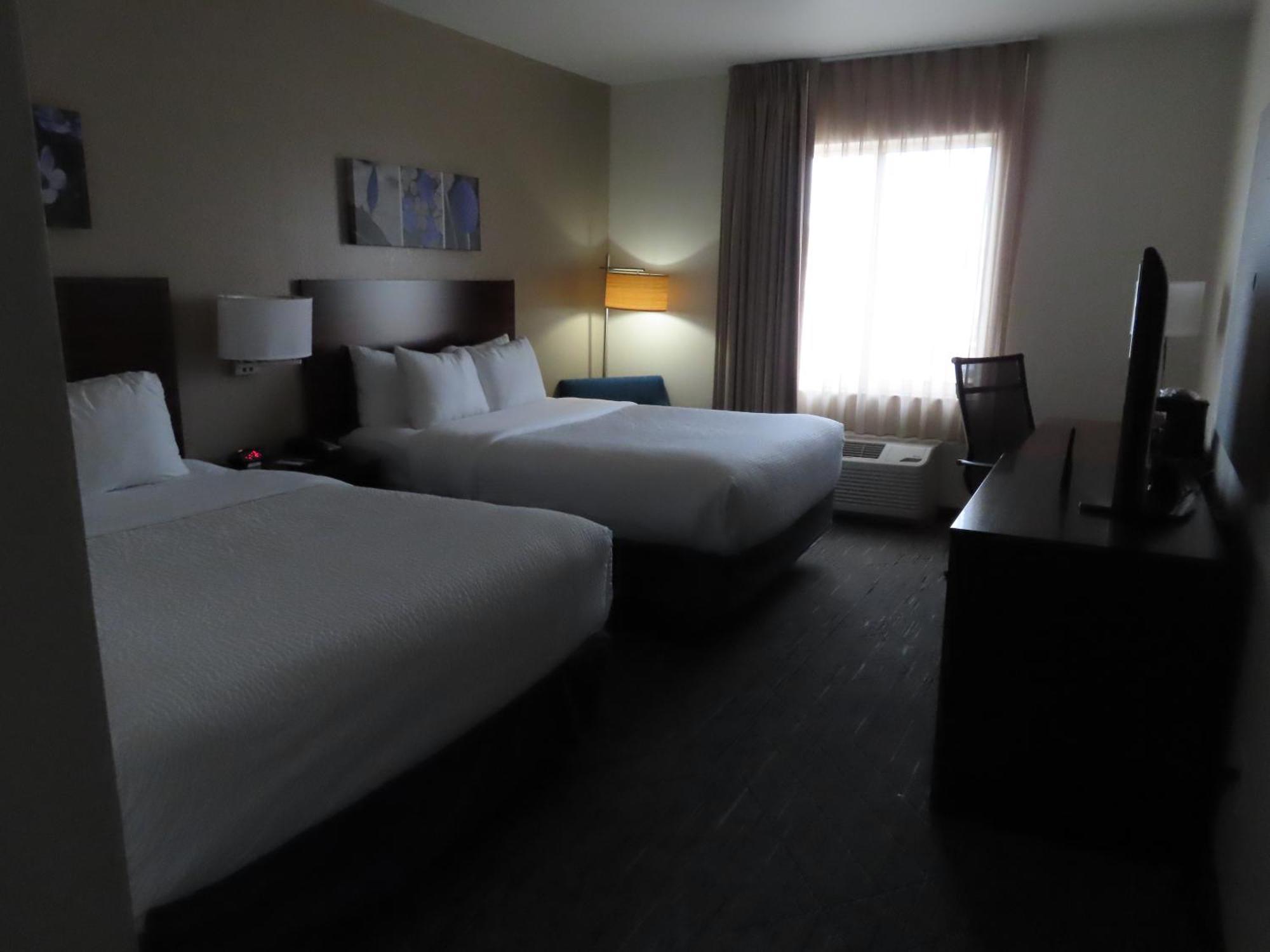 Sleep & International Airport Denver