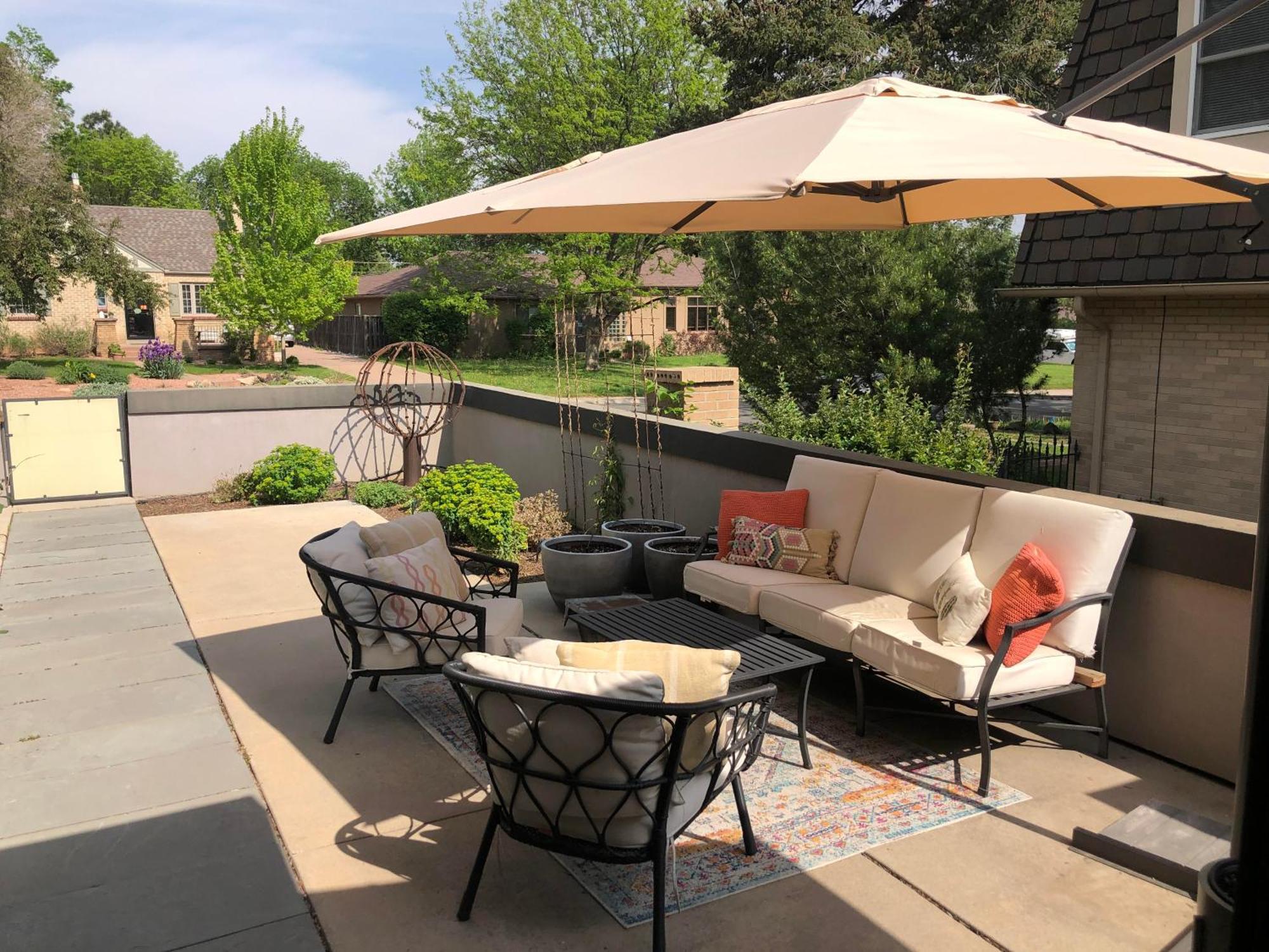 Neighborhood Gem 3br 2bath