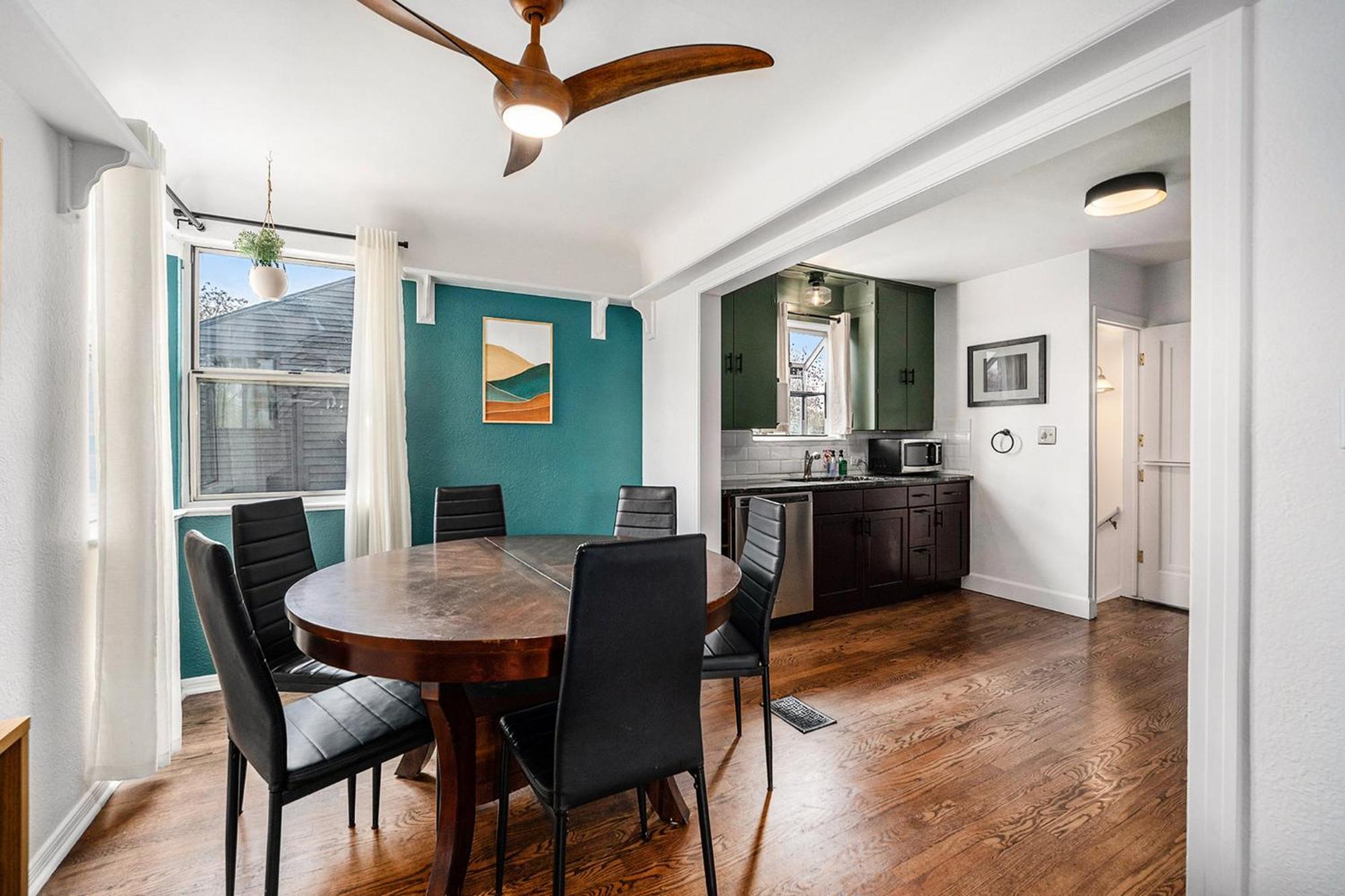 The Coloradical Crashpad! W Fire Pit & Hot Tub * Denver