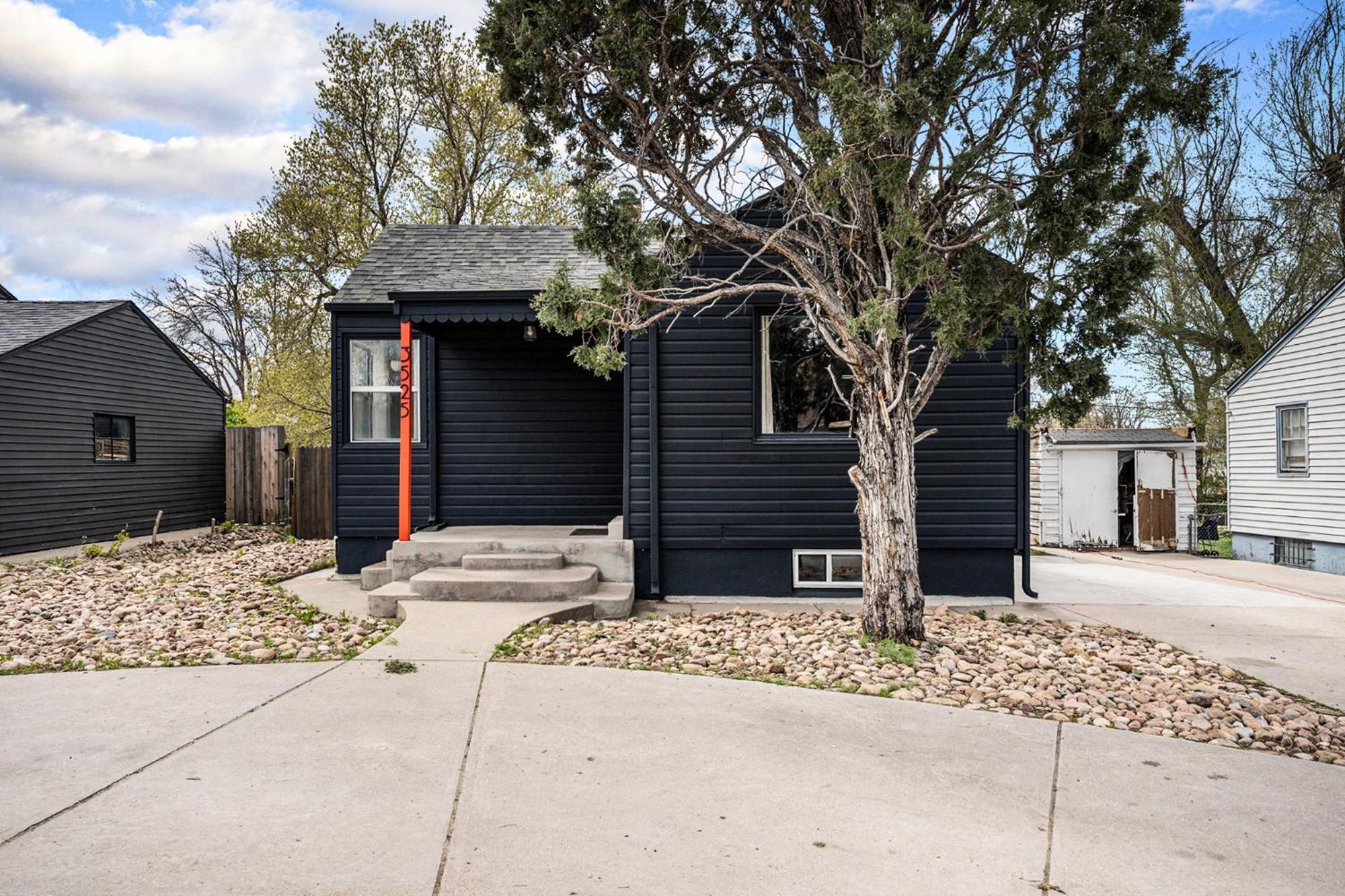 Holiday home The Coloradical Crashpad! W Fire Pit & Hot Tub Denver