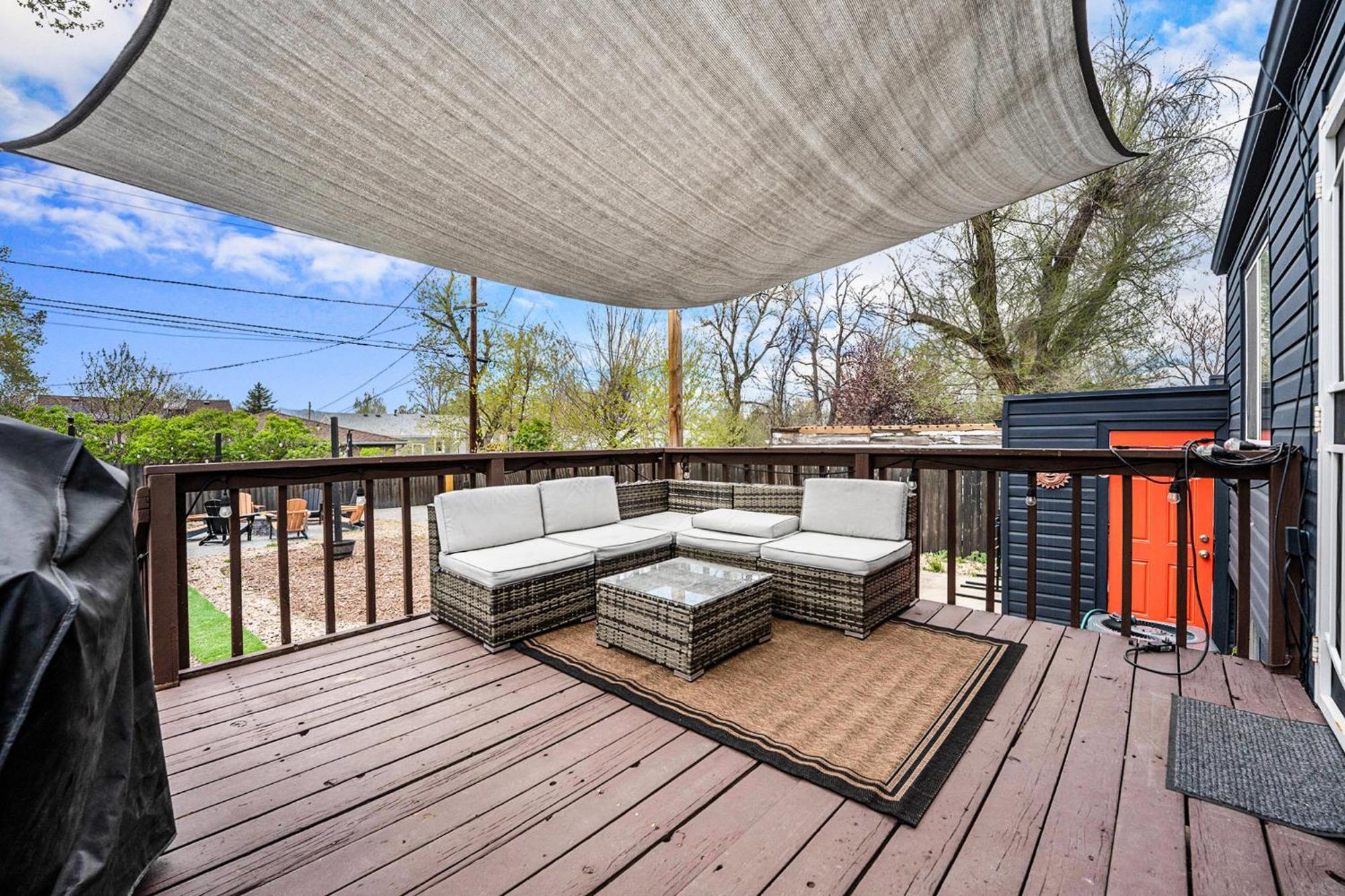 Holiday home The Coloradical Crashpad! W Fire Pit & Hot Tub Denver