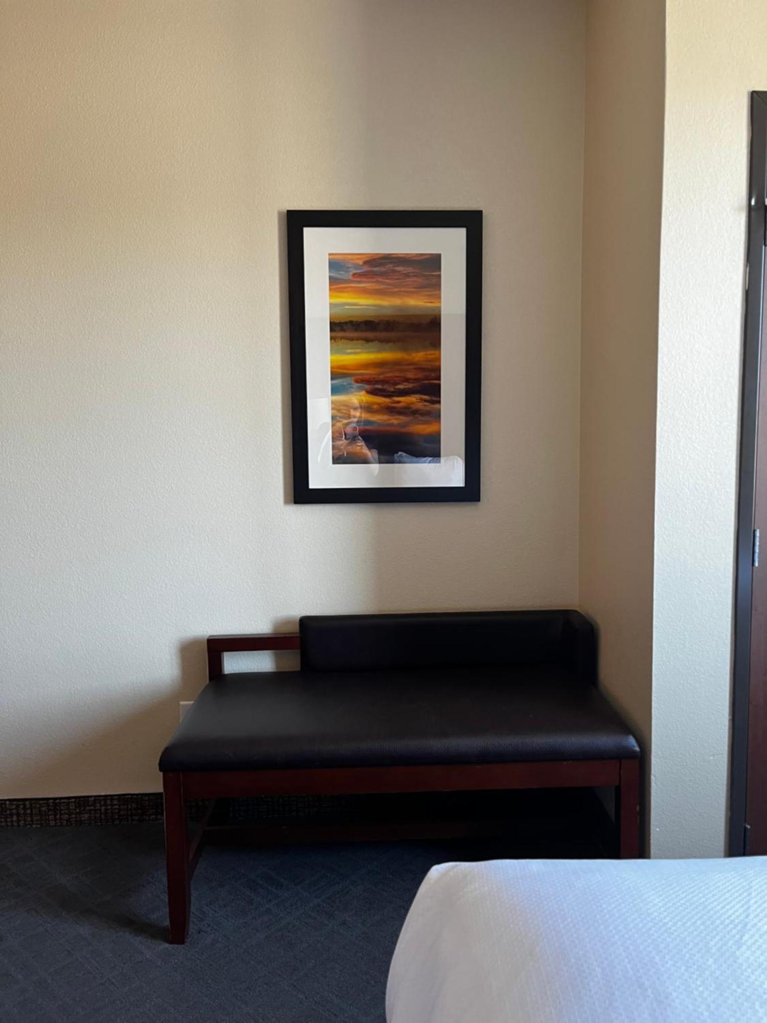 Comfort International Airport Hotel