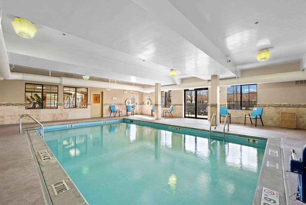 Hotel Americinn & International Airport Denver