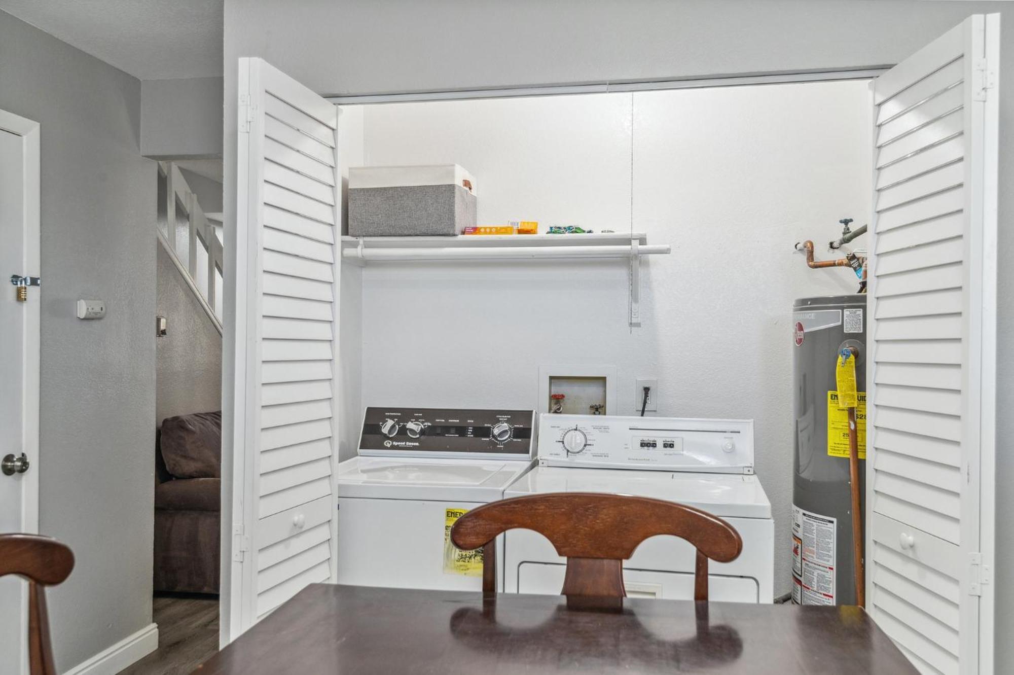 New! Convenient Location! Sleeps 8 Denver