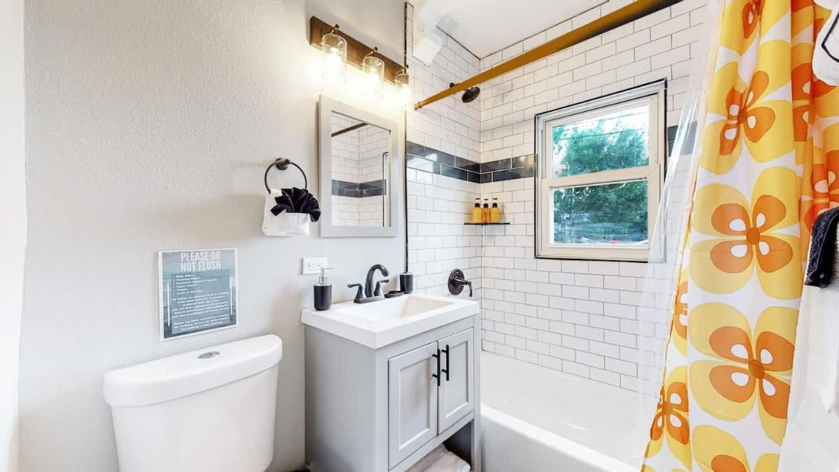 Holiday home Groovy In The Heart Of The Denver