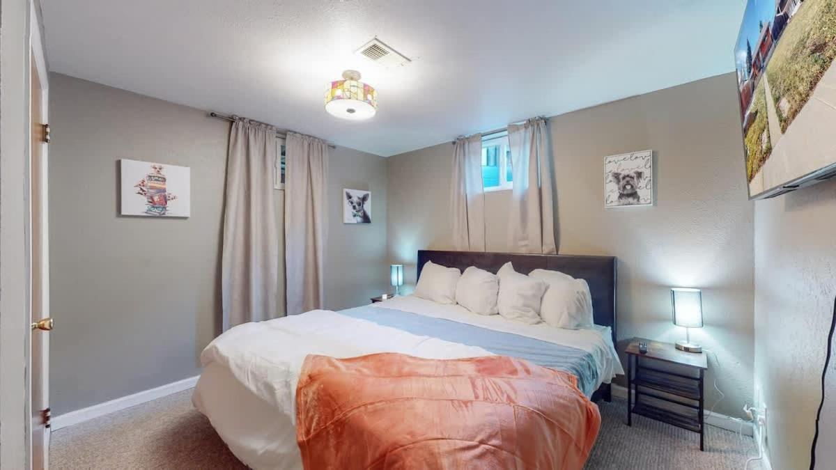 Spacious Family With King Beds And Big Yard