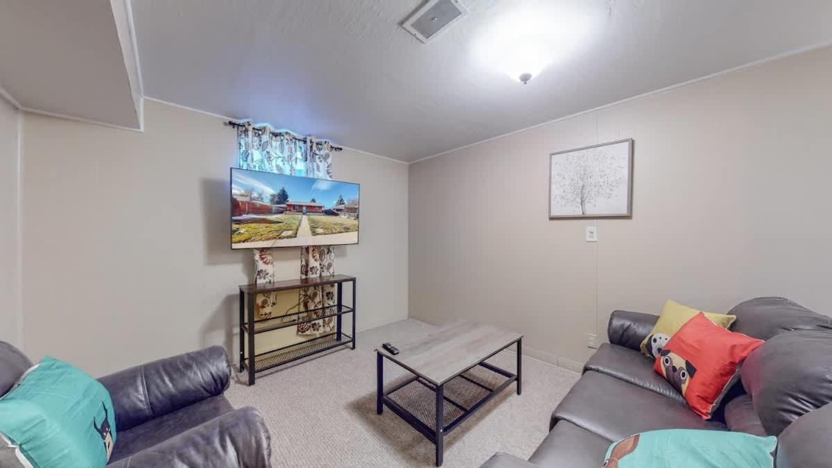 Holiday home Spacious Family With King Beds And Big Yard Denver