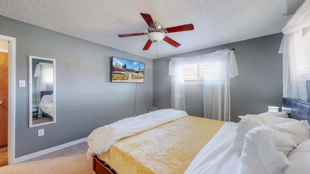 Spacious Family With King Beds And Big Yard Denver