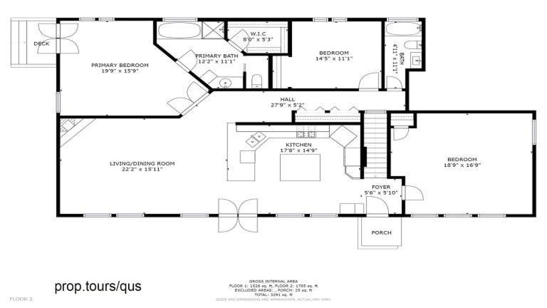 Sunny Family In With Huge Yard And Hot Tub Holiday home