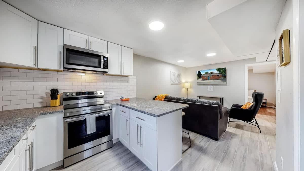 Cozy Lower Unit Retreat In Holiday home Denver