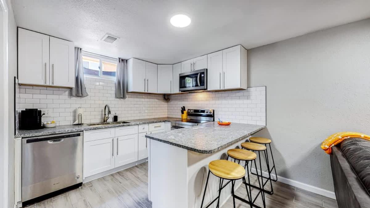 Cozy Lower Unit Retreat In Holiday home Denver