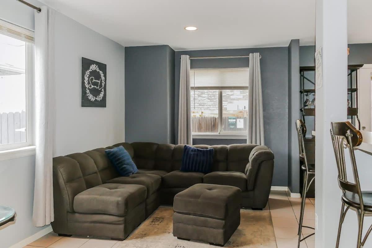 Charming Family With Cozy Retreat * Denver