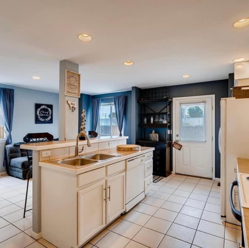 Charming Family With Cozy Retreat Holiday home *
