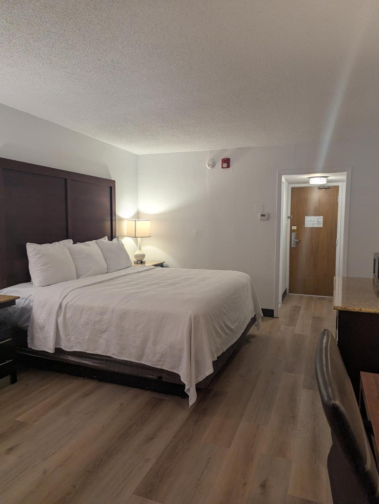 Plaza Hotel Denver