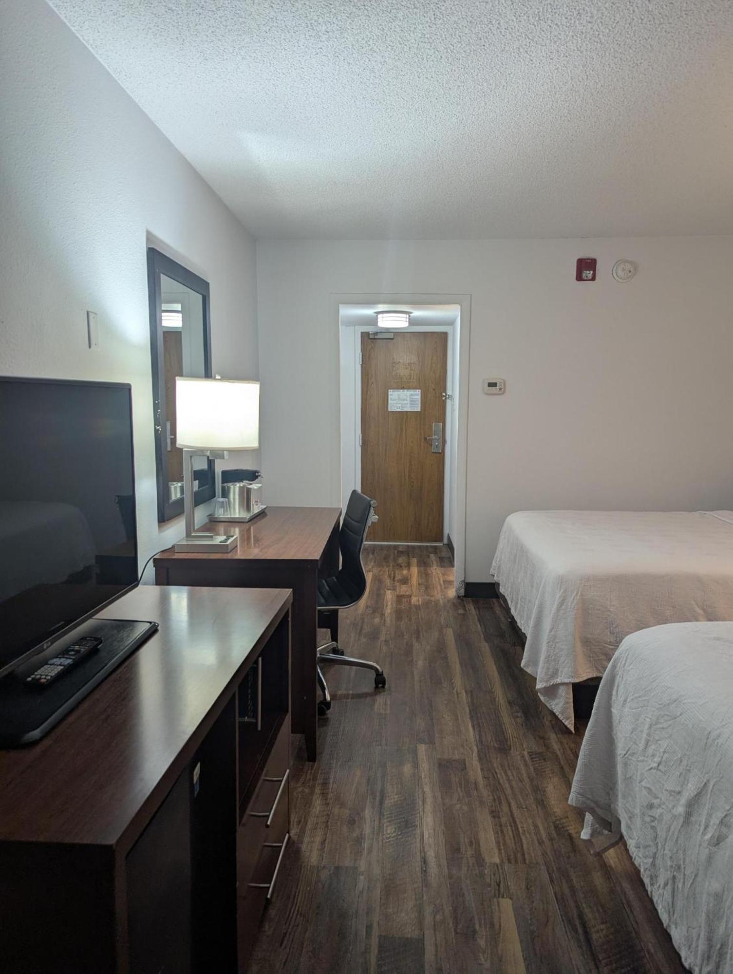 Hotel Plaza 3*