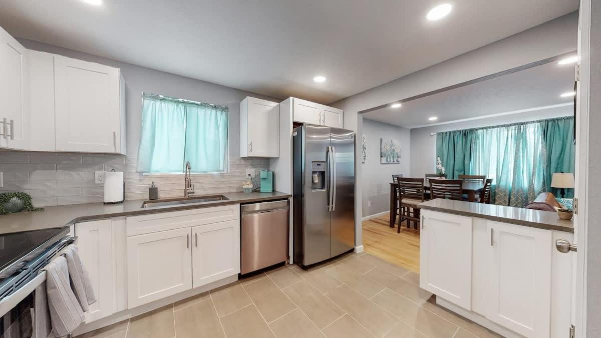 Charming Two Bedroom Family Unit In Great Location *