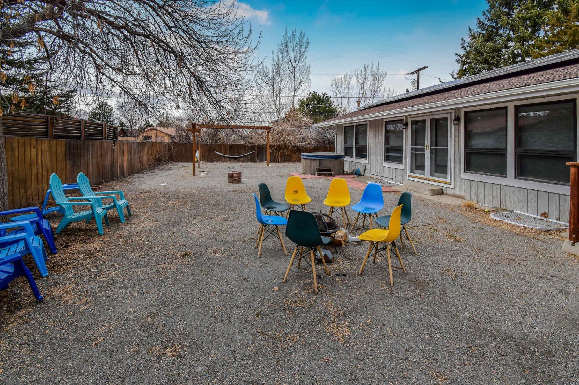 Holiday home Sunny Family In With Huge Yard And Hot Tub Denver