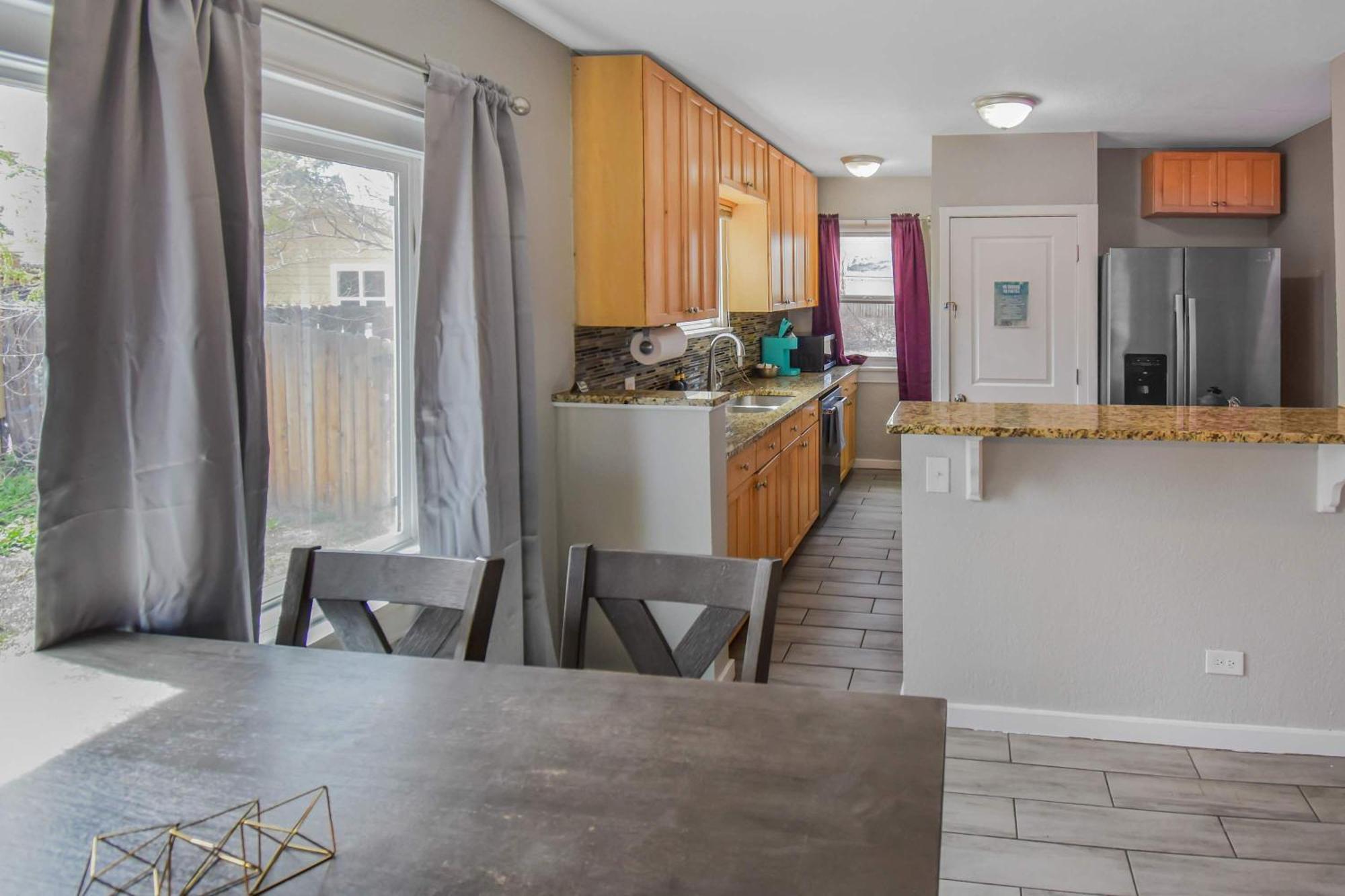 Cozy Upper Unit Great For Family Visiting Zoo Medica Campus And Downtown Holiday home Denver