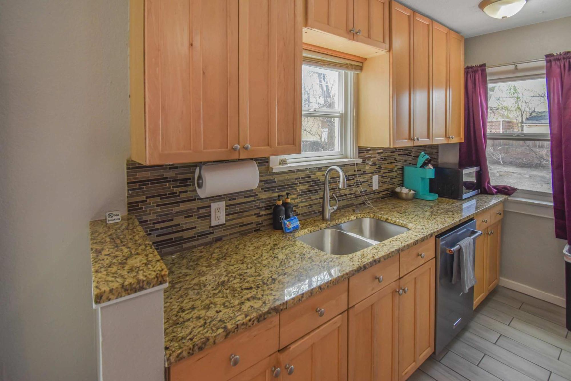 Cozy Upper Unit Great For Family Visiting Zoo Medica Campus And Downtown Holiday home Denver