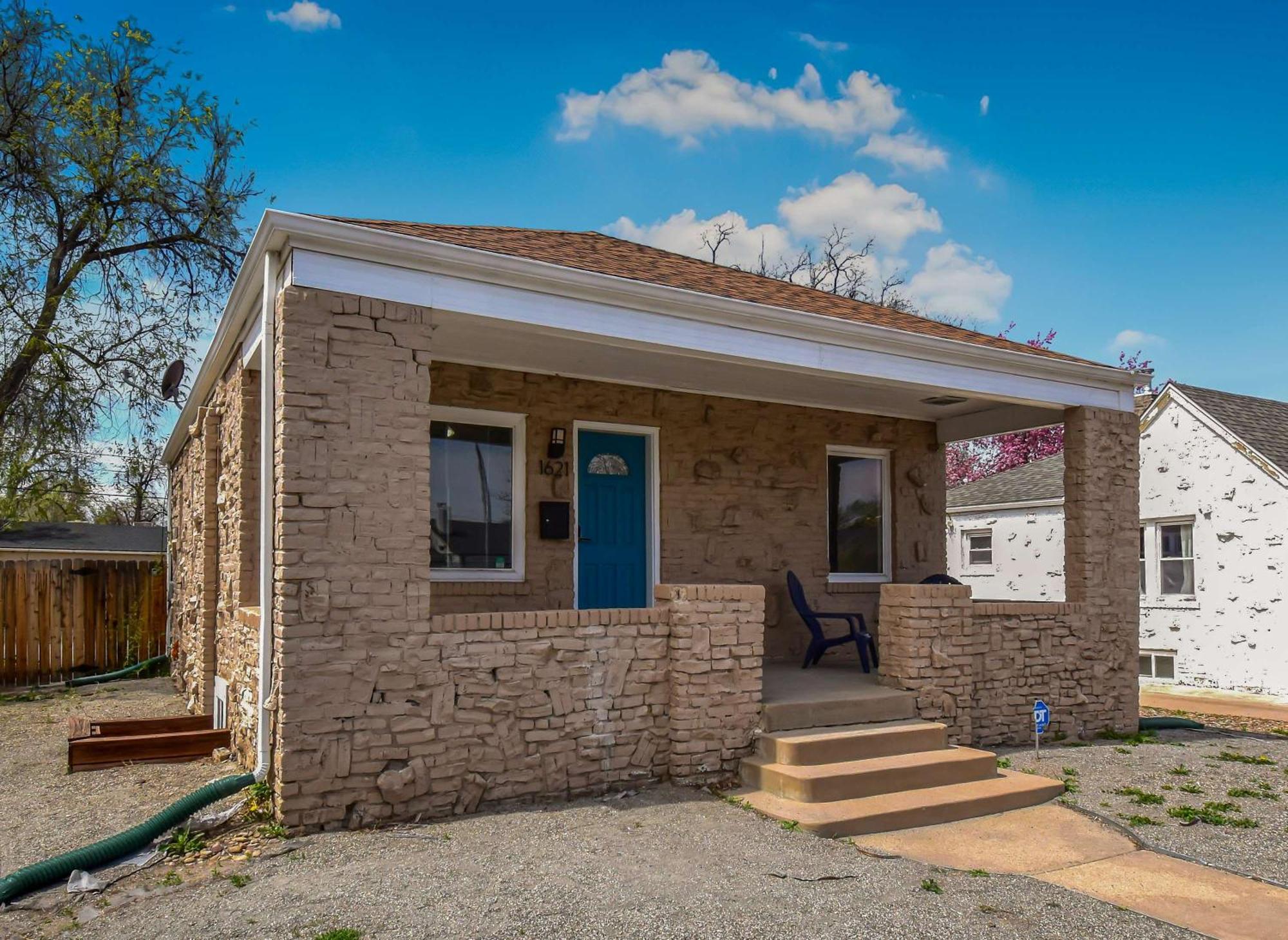 Cozy Upper Unit Great For Family Visiting Zoo Medica Campus And Downtown Holiday home *