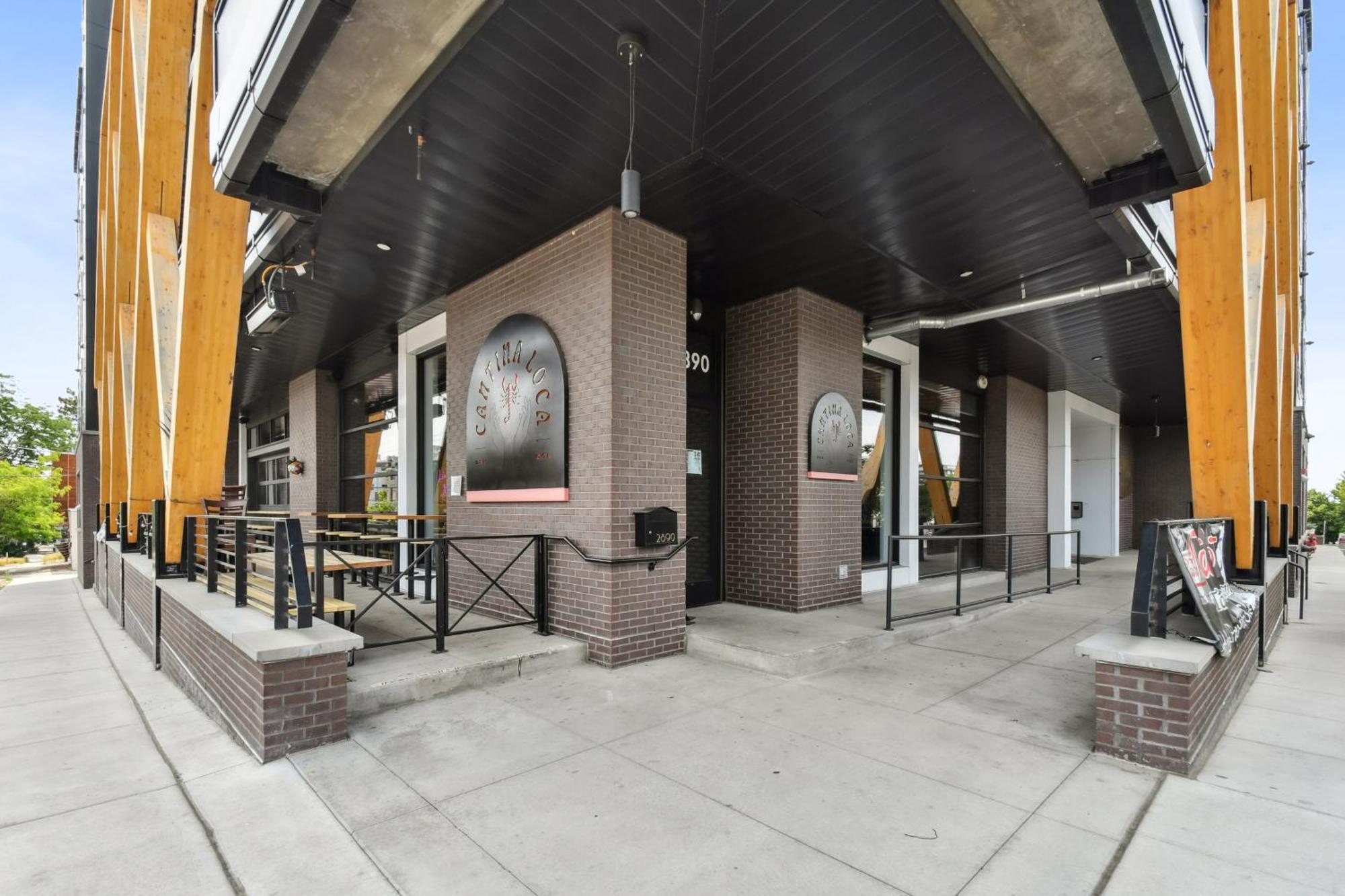 Holiday home 2880: Sleek & Chic Comforts At Espadin Denver