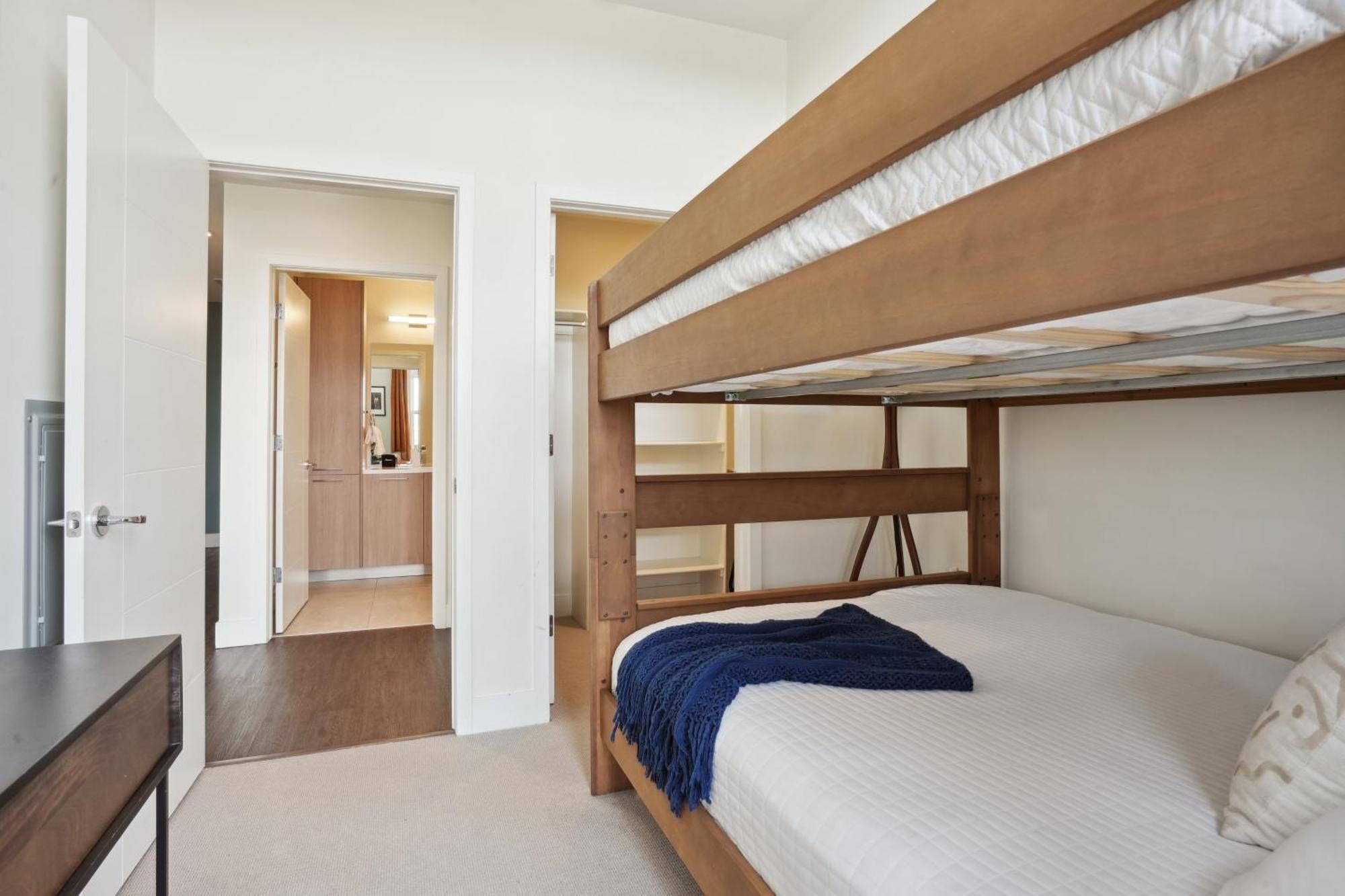 2880: Skyline Penthouse At Espadin * Denver