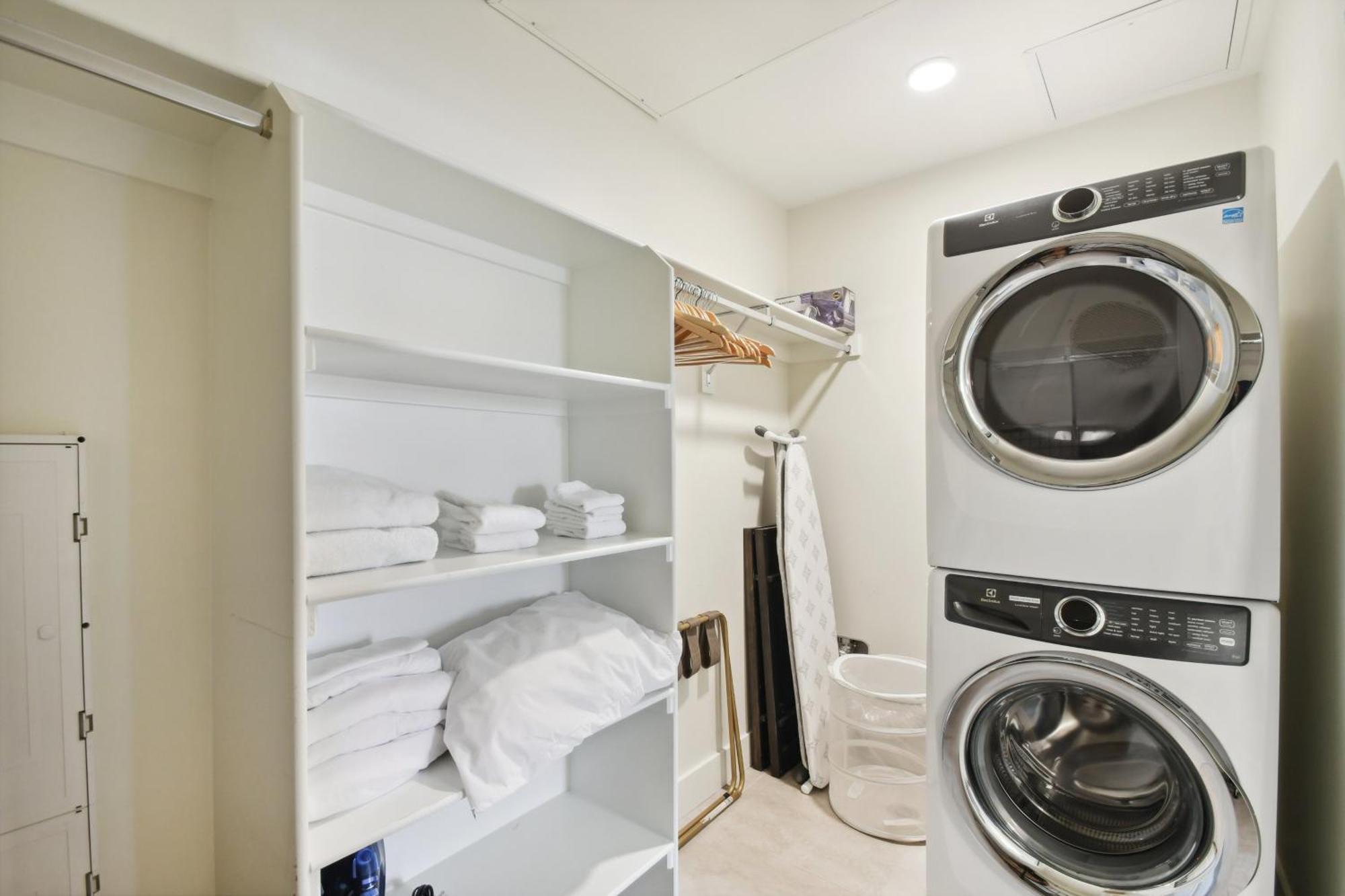 2880: Japandi Minimalism At Espadin Holiday home