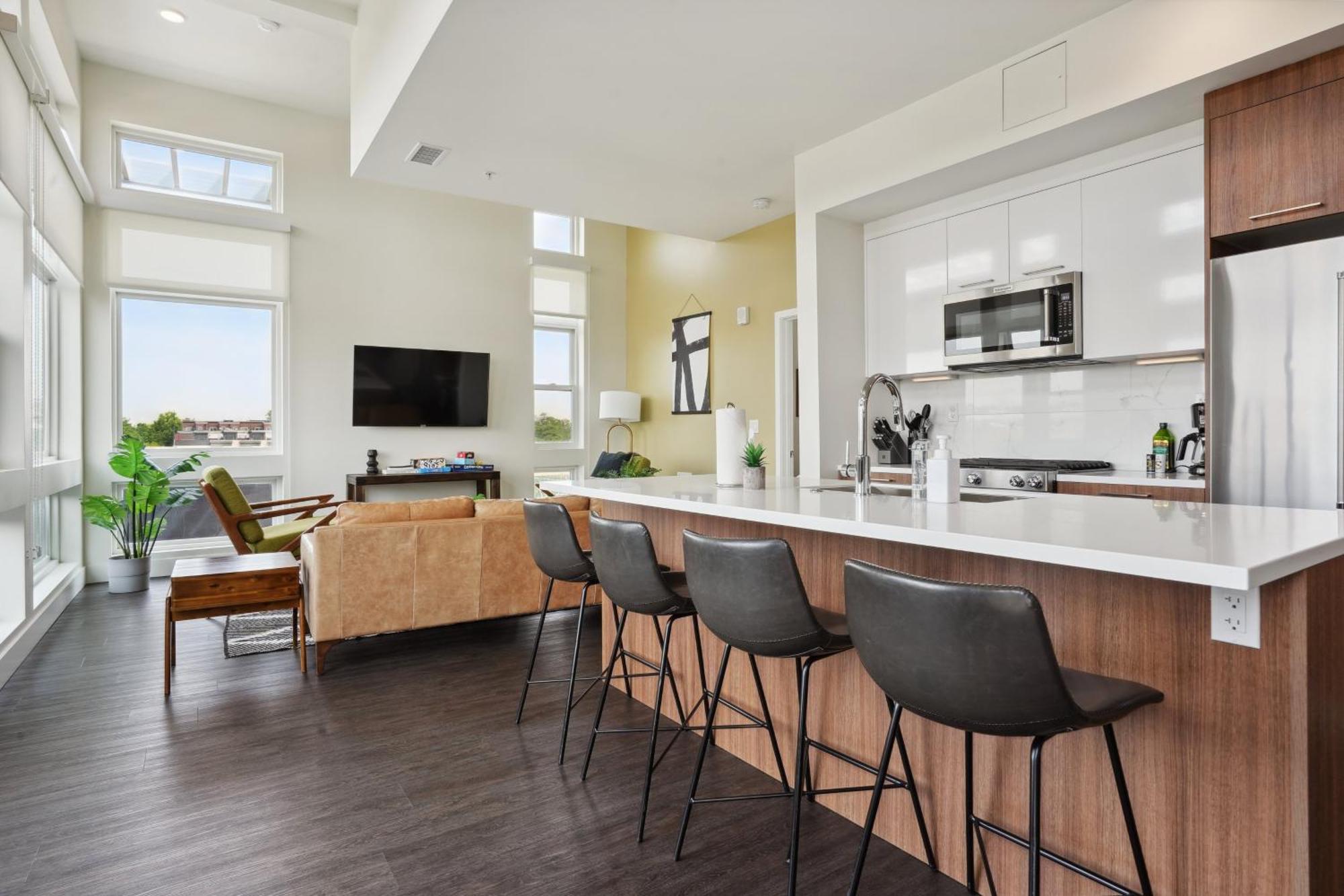 2880: Skyline Penthouse At Espadin * Denver