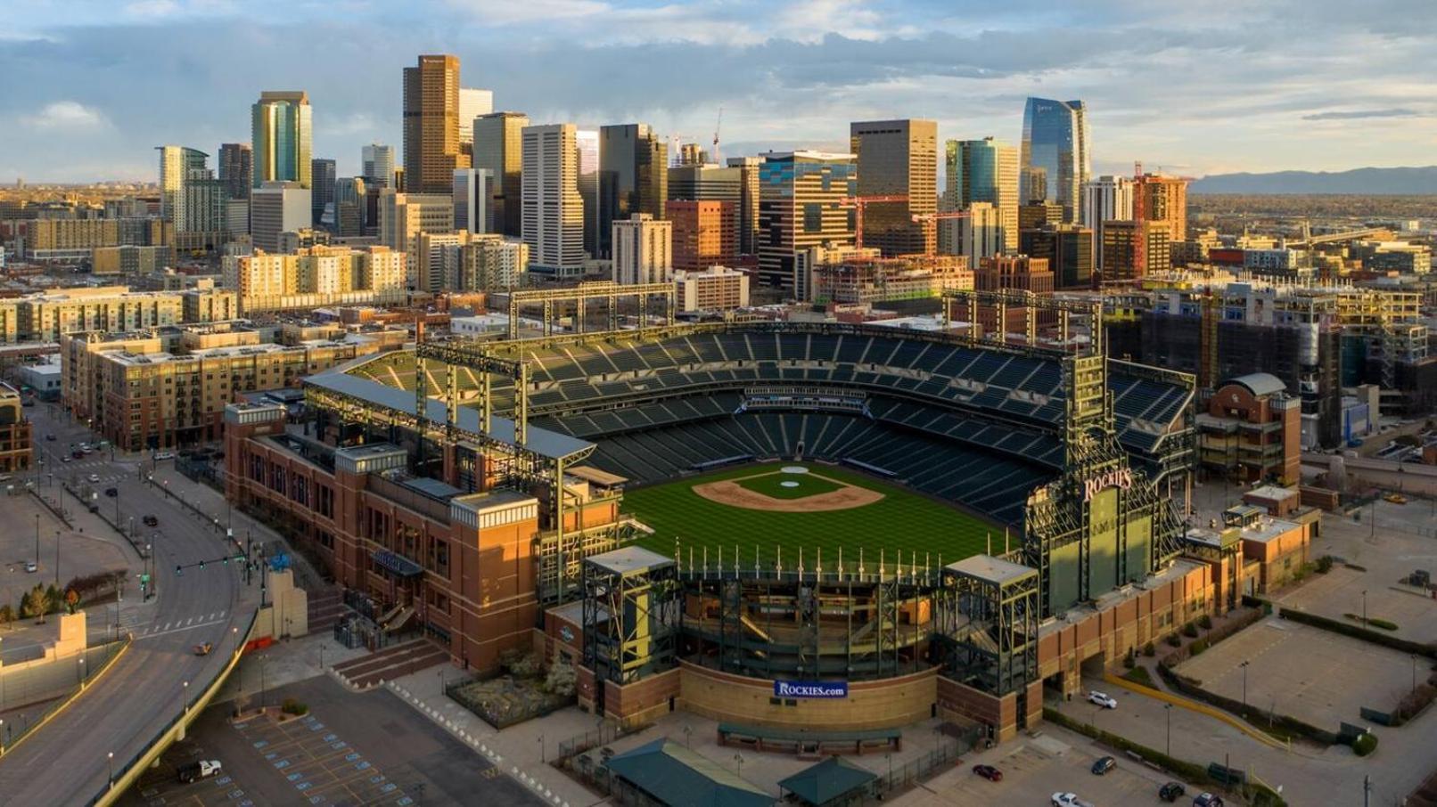 Golden Triangle Townhome At Downtown Denver