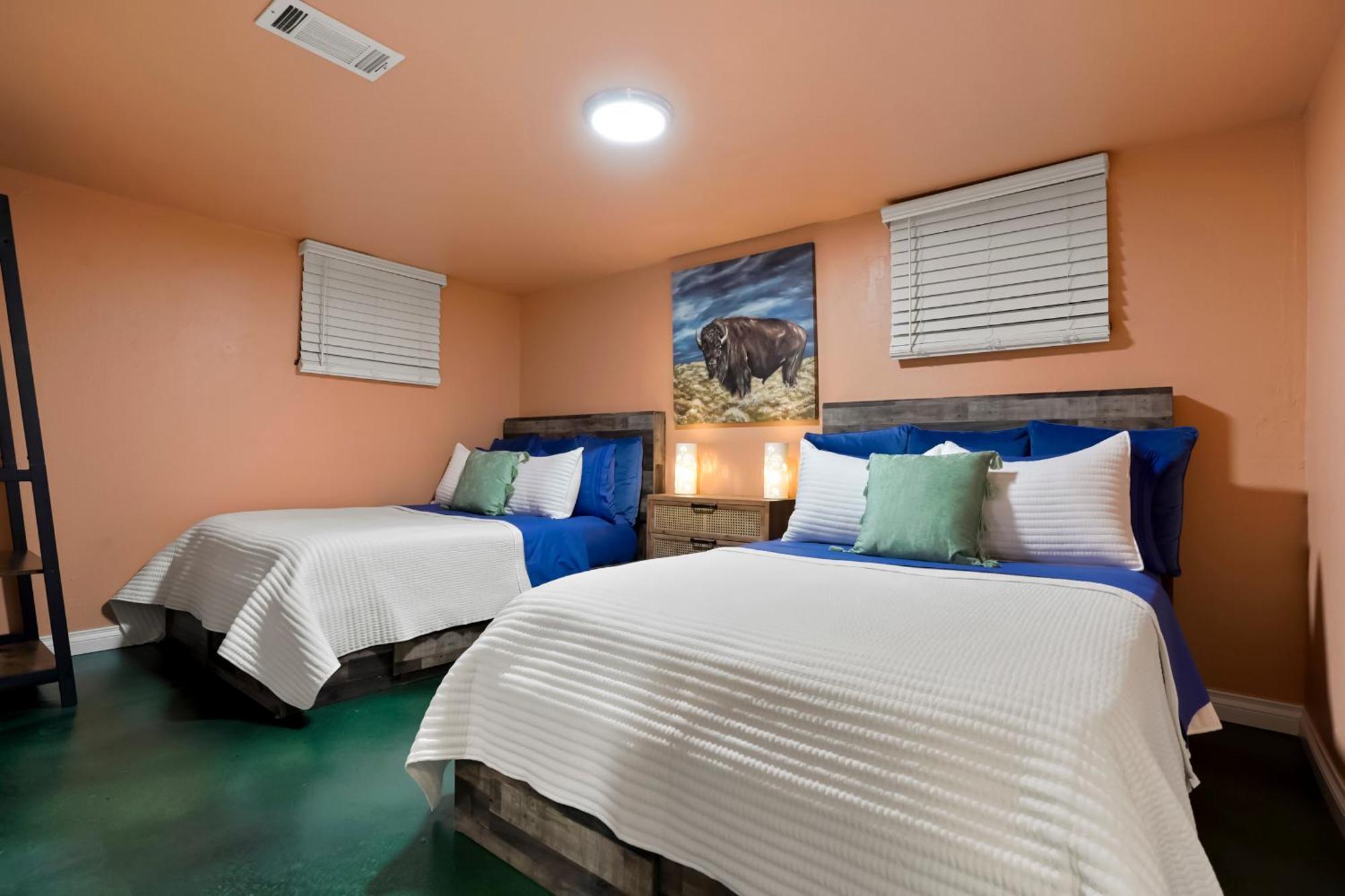 Holiday home Unforgettable Hot Tub And Fire Pit And 4 Miles To Dt Denver
