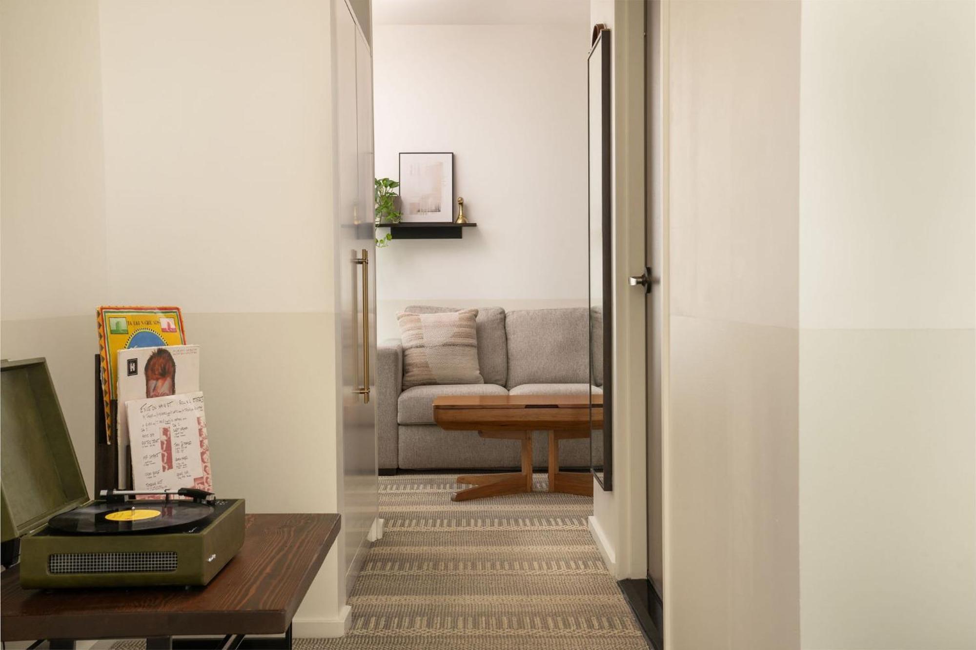 Halcyon - A In Cherry Creek 4*