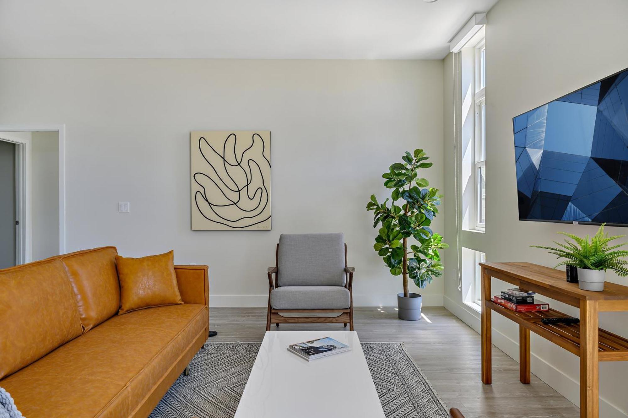 Lofted Living | Espadin Lohi Holiday home *