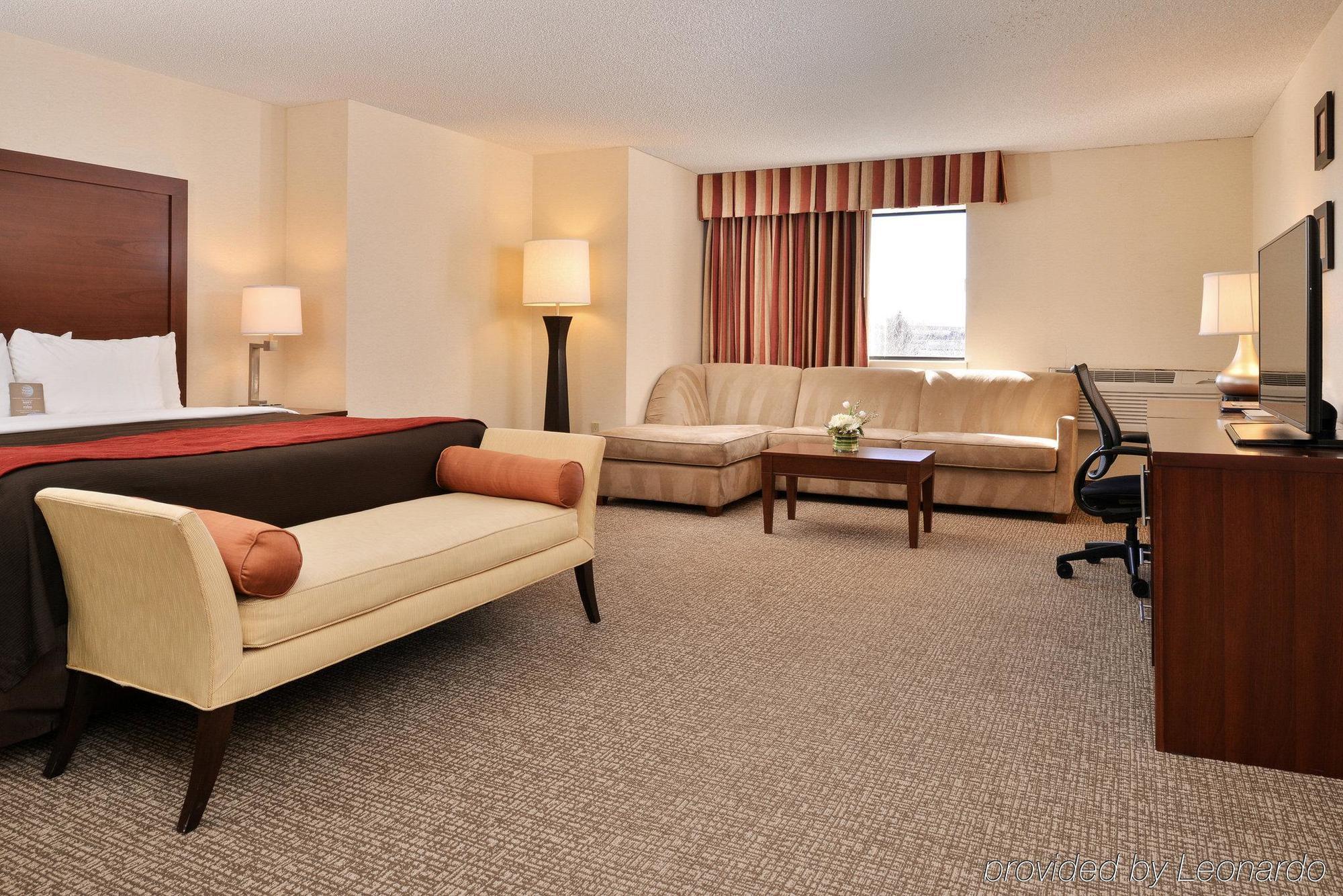 Comfort & Northfield Hotel Denver