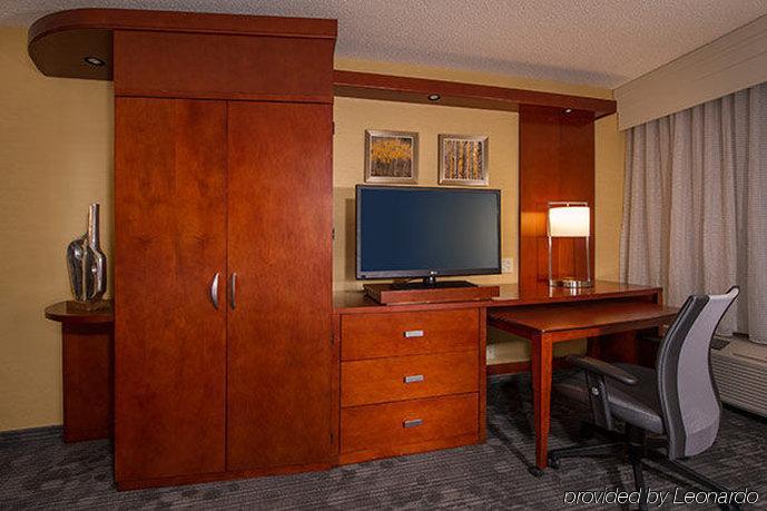 Courtyard By Marriott Park 3* Denver