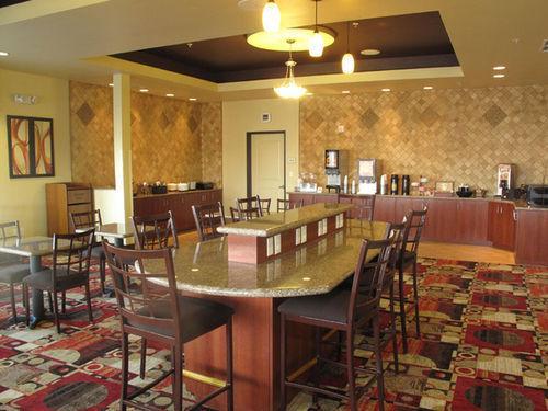 Hotel La Quinta By Wyndham Gateway Park